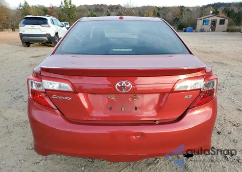 2012 Toyota Camry Base z USA, uszkodzony, nr VIN 4T1BF1FK3CU543535